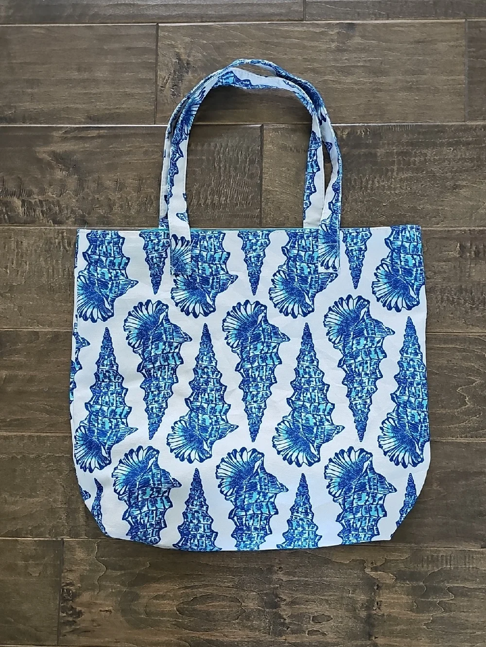 Lilly Pulitzer For Estee Lauder Seashell Tote